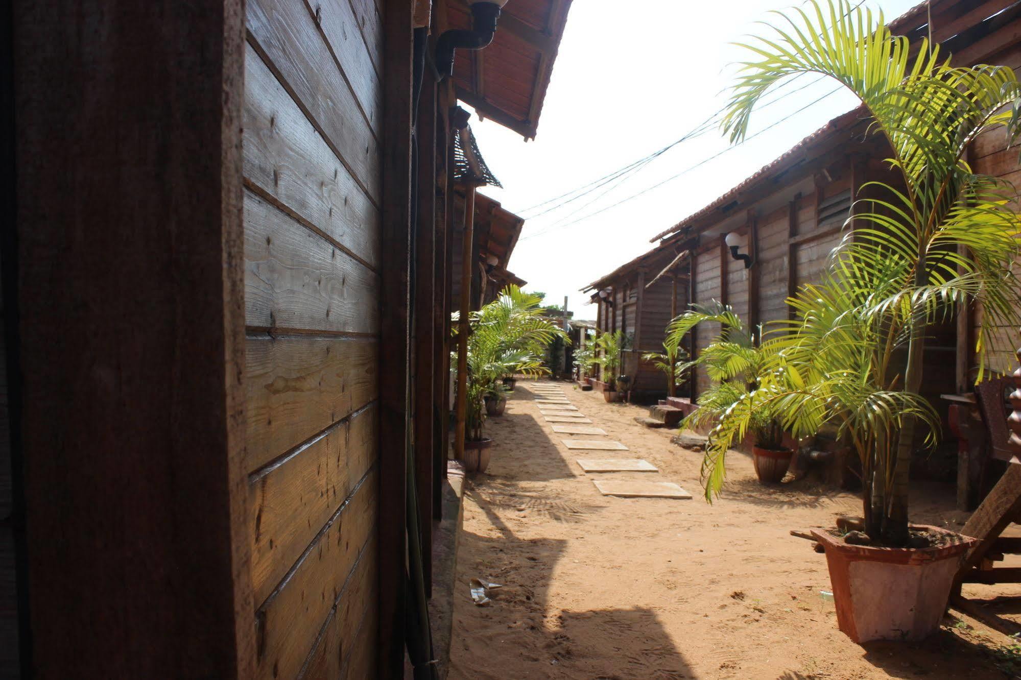 Tivai Beach Cottages Calangute Exterior foto
